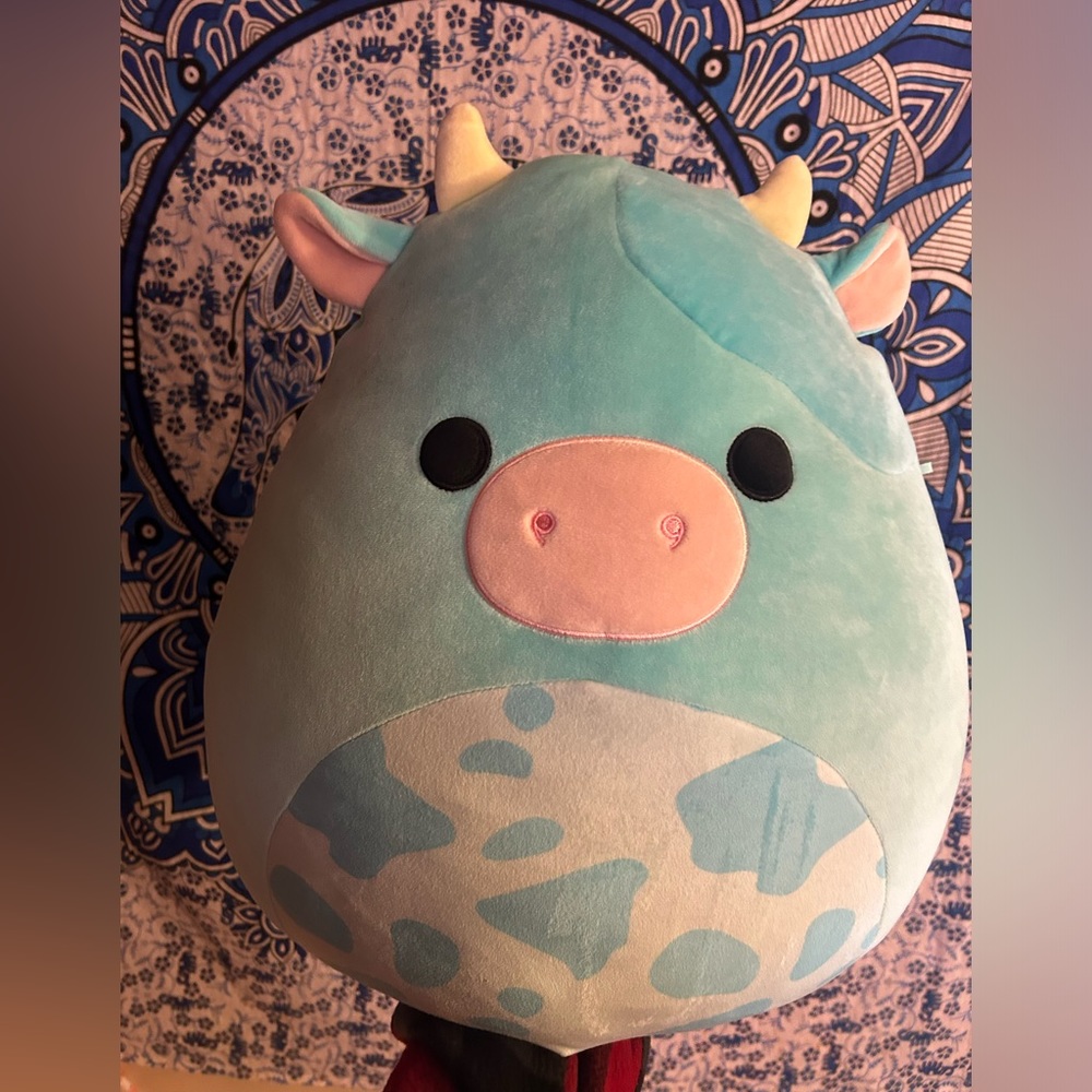 Tuluck target exclusive cow squishmallow